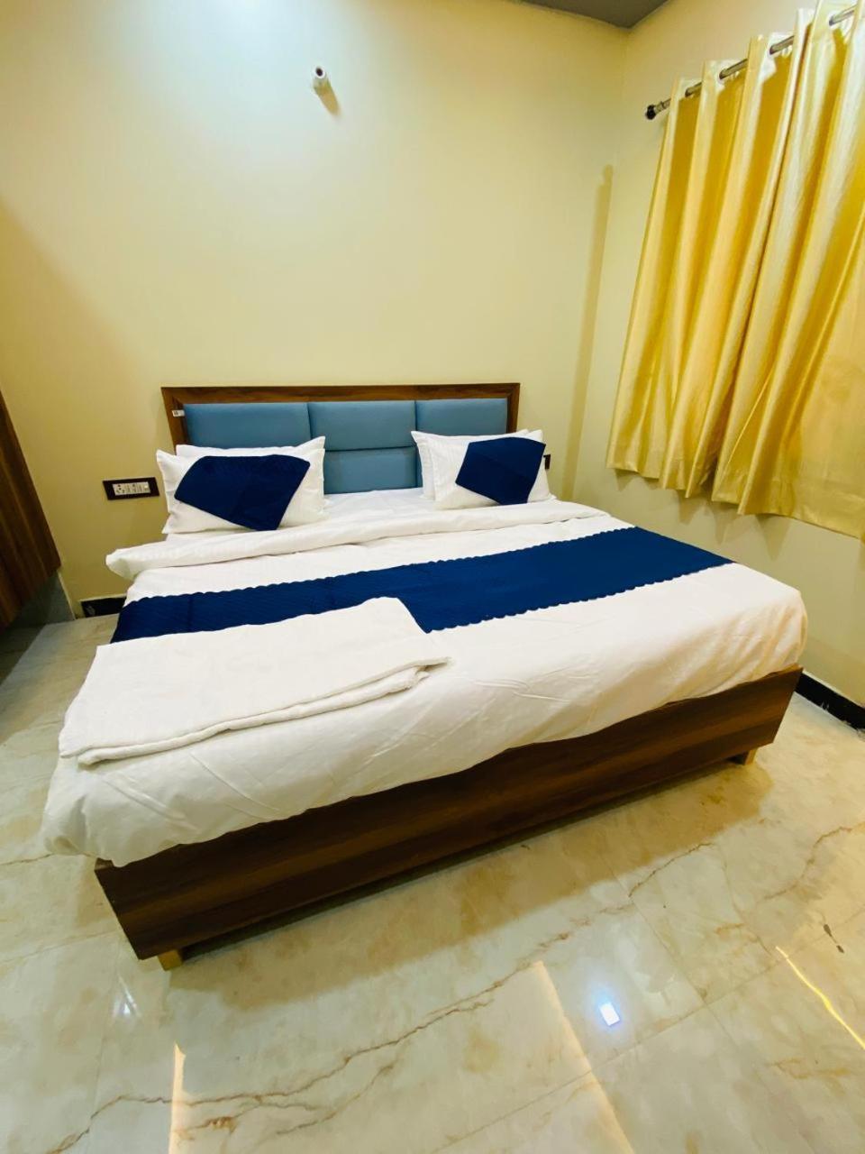 Ys Taj Hotel - Agra Εξωτερικό φωτογραφία